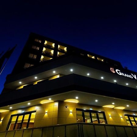 Grand View Hotel & Suites Copou Ιάσιο Εξωτερικό φωτογραφία
