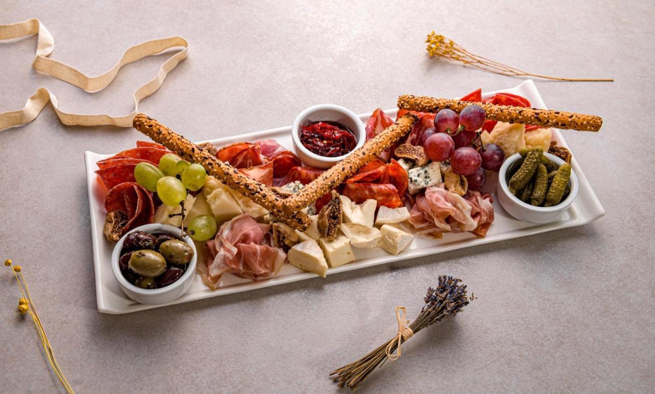 Grand View Hotel & Suites Copou Ιάσιο Εξωτερικό φωτογραφία