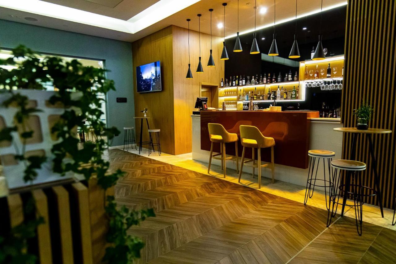 Grand View Hotel & Suites Copou Ιάσιο Εξωτερικό φωτογραφία