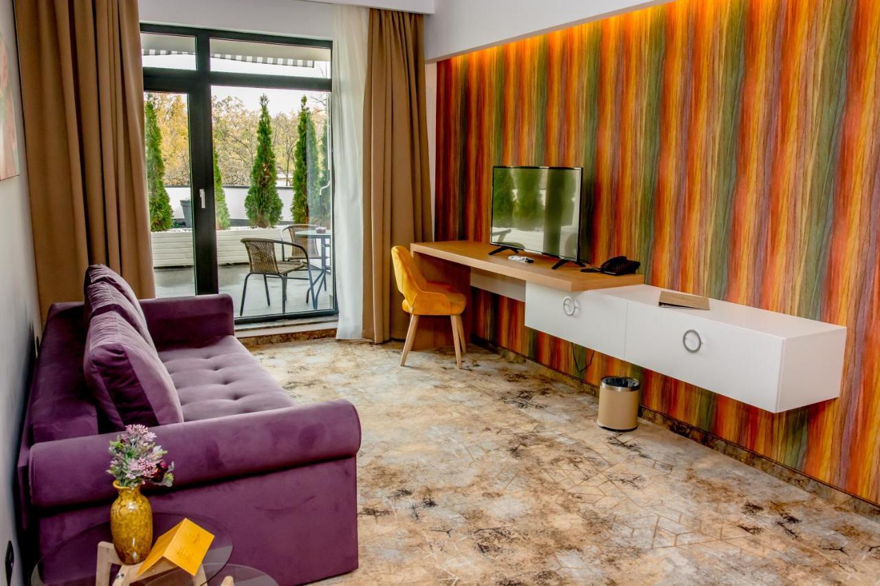 Grand View Hotel & Suites Copou Ιάσιο Εξωτερικό φωτογραφία