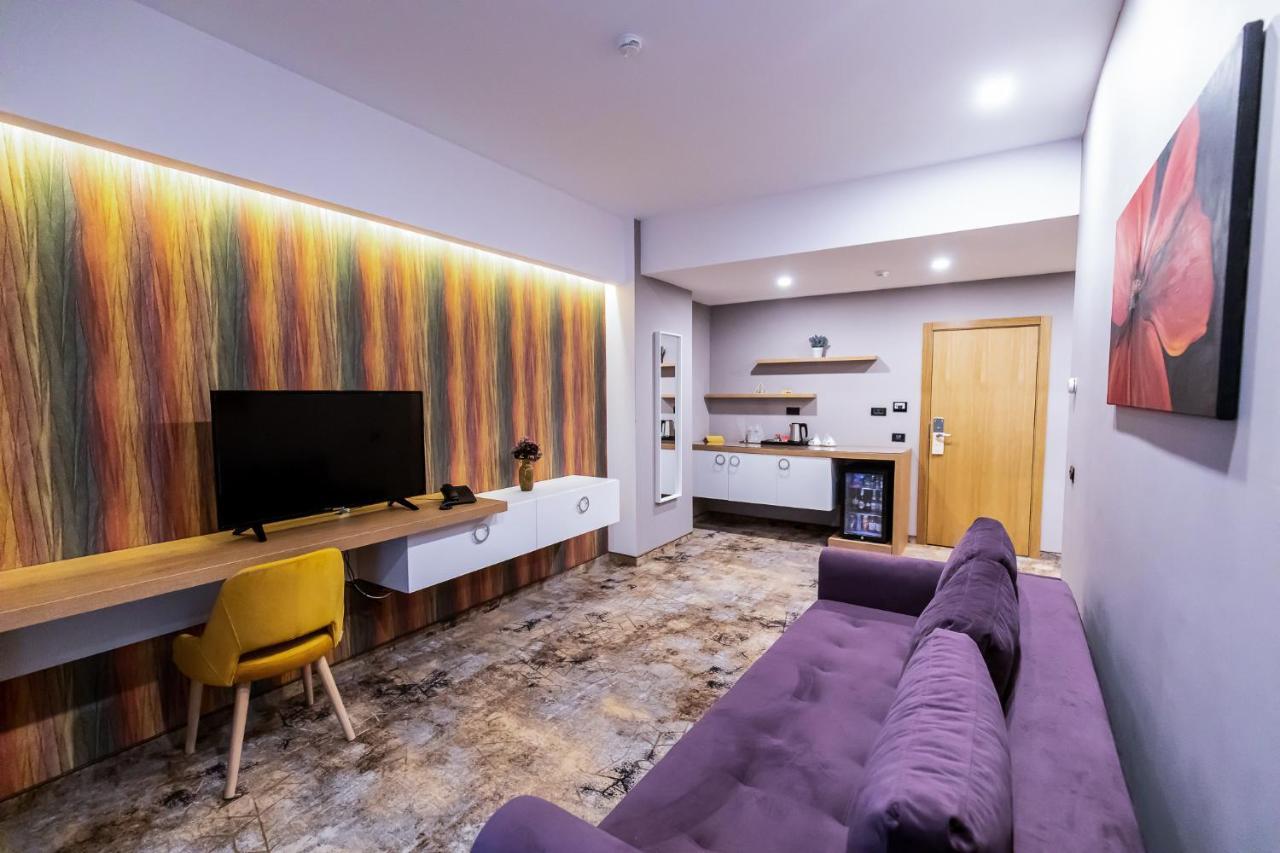 Grand View Hotel & Suites Copou Ιάσιο Εξωτερικό φωτογραφία