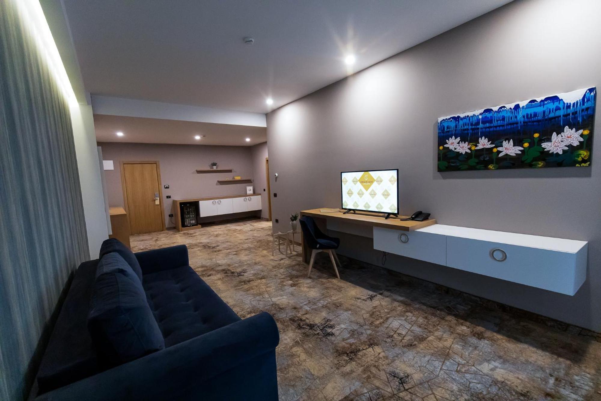 Grand View Hotel & Suites Copou Ιάσιο Εξωτερικό φωτογραφία