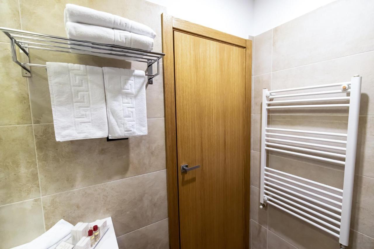 Grand View Hotel & Suites Copou Ιάσιο Εξωτερικό φωτογραφία