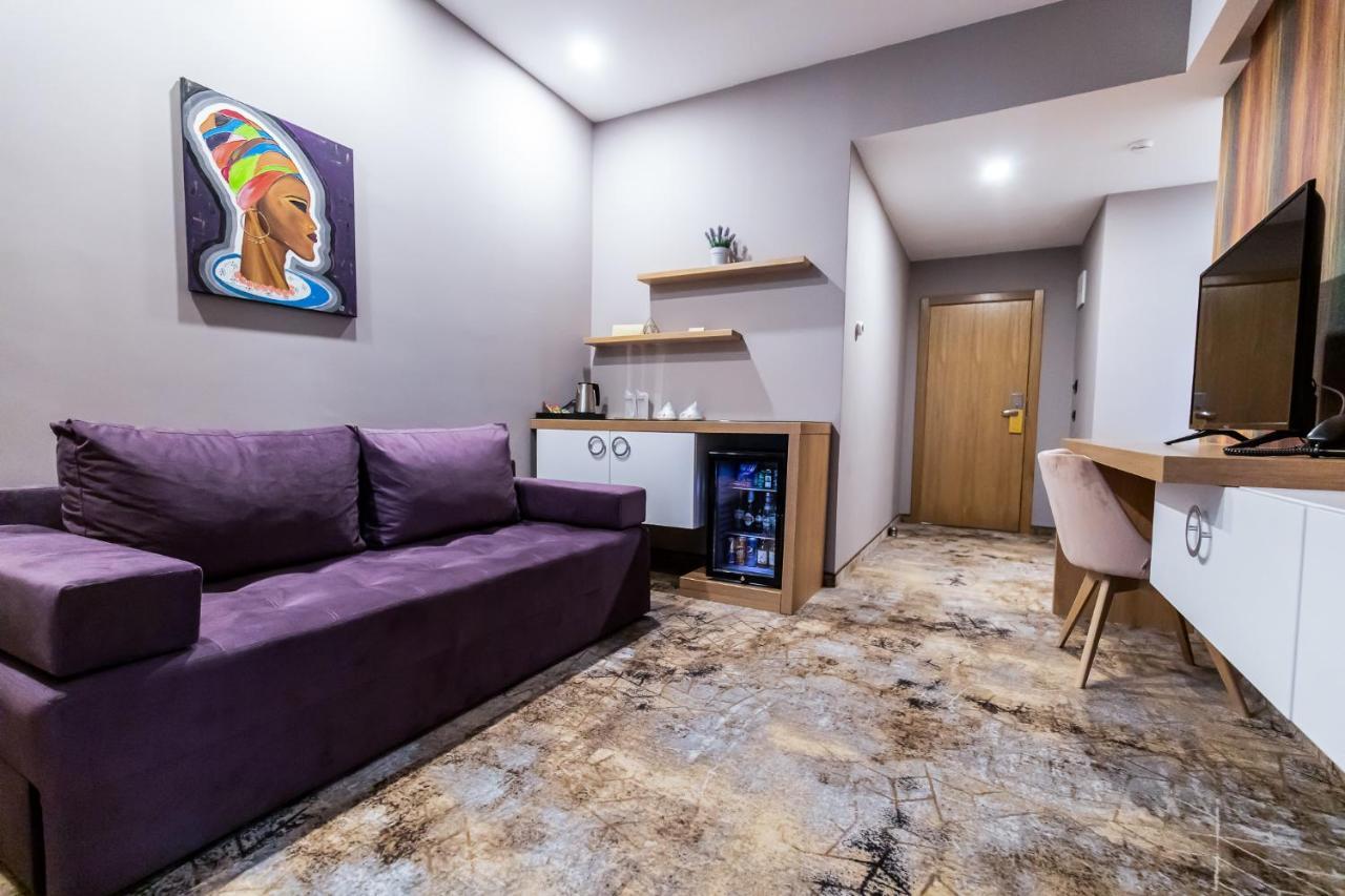 Grand View Hotel & Suites Copou Ιάσιο Εξωτερικό φωτογραφία